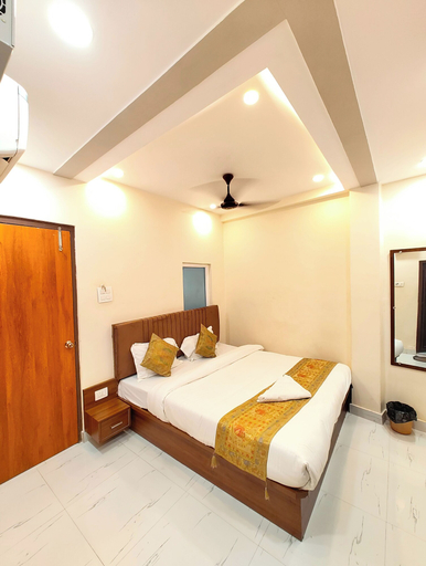 Room 3, Hotel BN&K Grand Varanasi, Varanasi