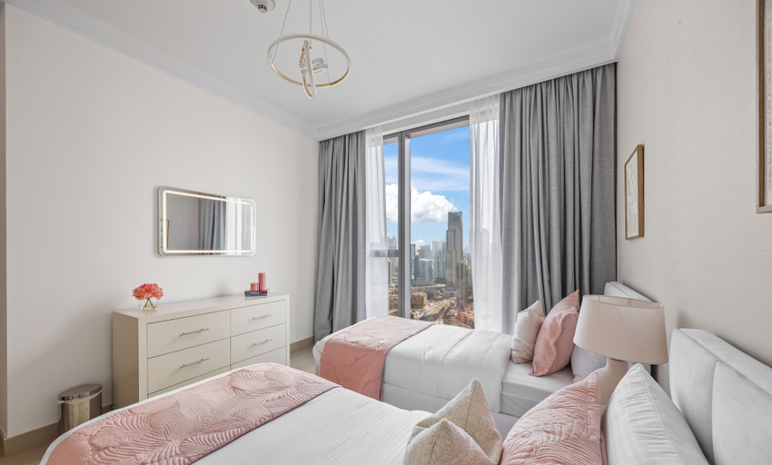 Room 5, WYZ RENT|Prestigious 3.5 BR in Boulevard, Dubai