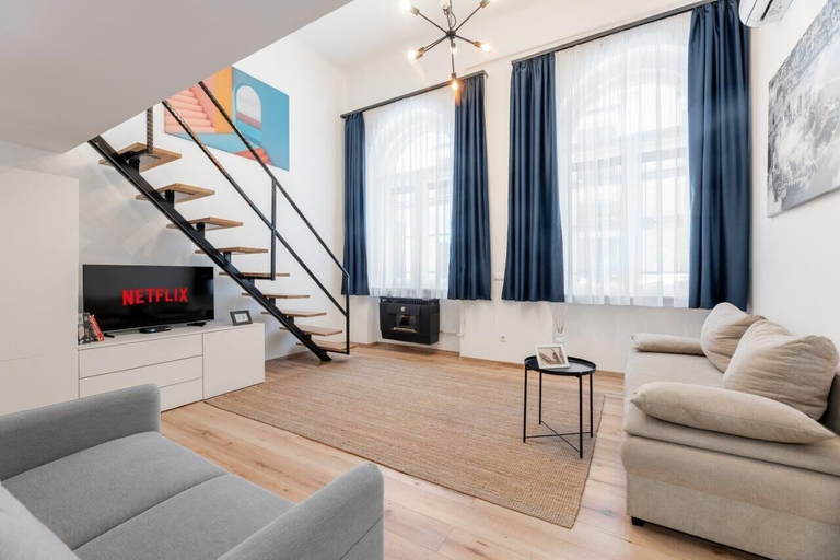 Room 3, Downtown Suites, Budapesti
