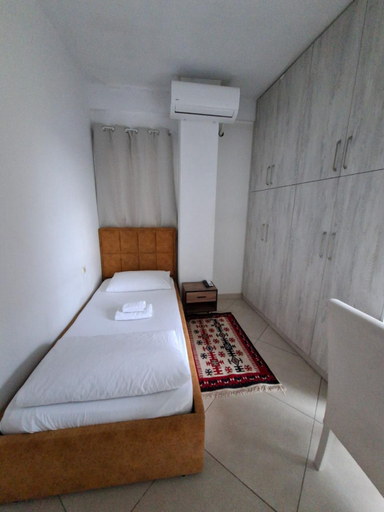 Others 2, Isabel's B&B, Tirana