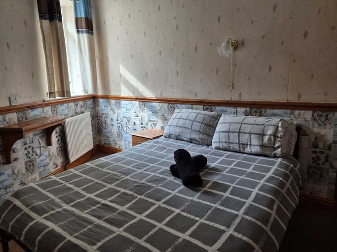 Bedroom 4, Pine Lodge Hotel, Blackpool