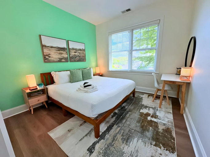 Room 3, Well-Equipped 2BR - Greenbay 301, Cook
