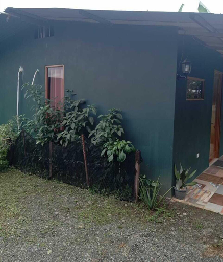 Exterior 2, Cabinas Golfo Aventuras, Golfito