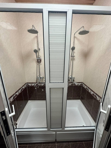 Bathroom 2, Palm Hostel, Tashkent City