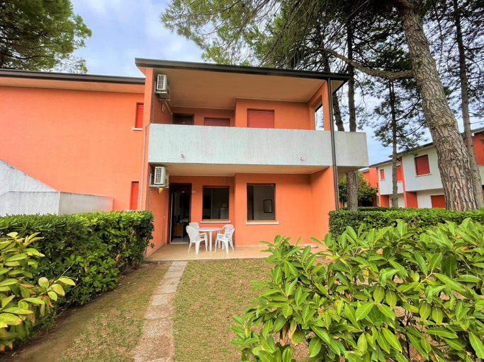 Exterior view 5, Bright flat in a villa with shared pool, Venezia