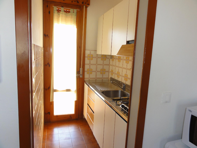 Kitchen 2, Cozy flat in a villa with pool, Venezia