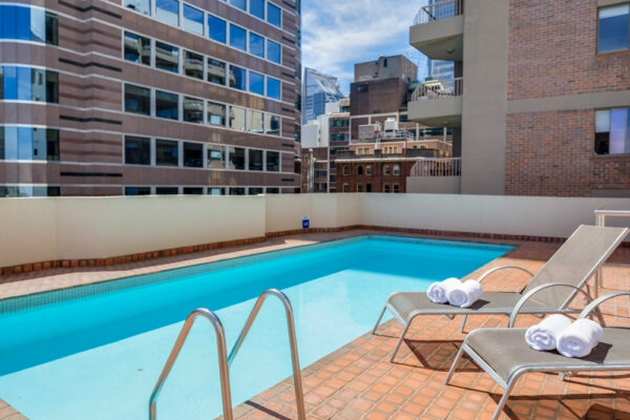 Sport & Beauty 2, Metro Apartments on King, Sydney