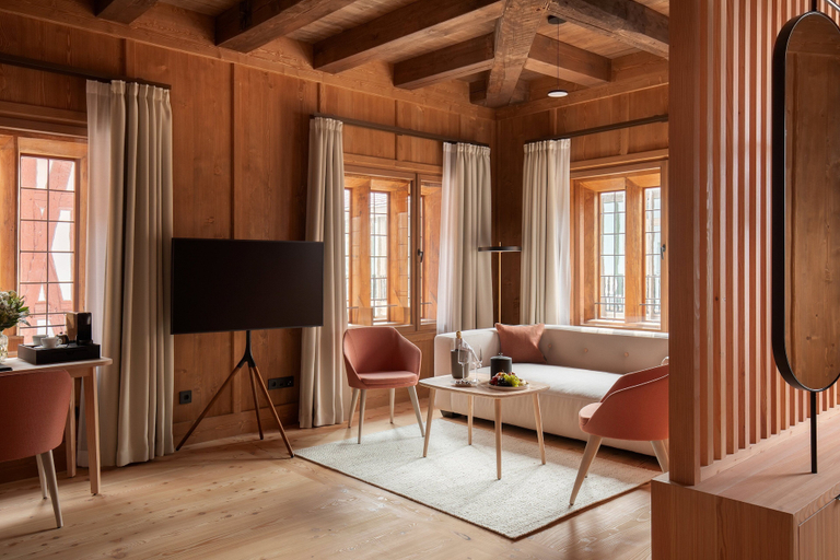 Others 1, Hotel Krone, Donau-Ries