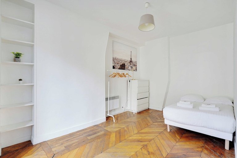 Room 5, Charming Flat -2br/6p- Montorgueil, Paris