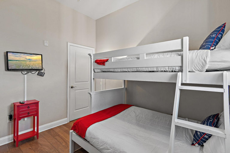 Room 4, Alerio B401, Walton