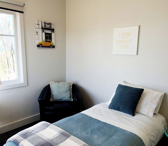 Room 5, Workstay at 123, Dunedin