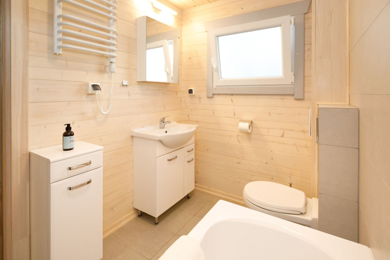 Bathroom 4, Collins Beach, Kołobrzeg