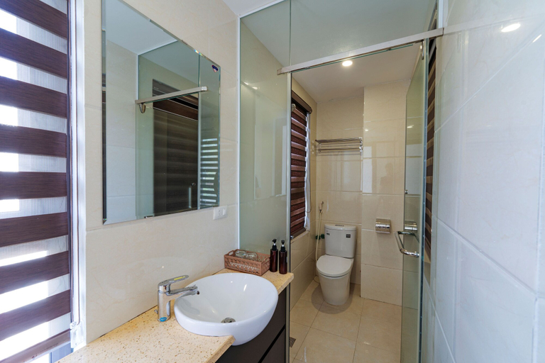 Bathroom 4, Ivy Hotel - Halong, Hạ Long