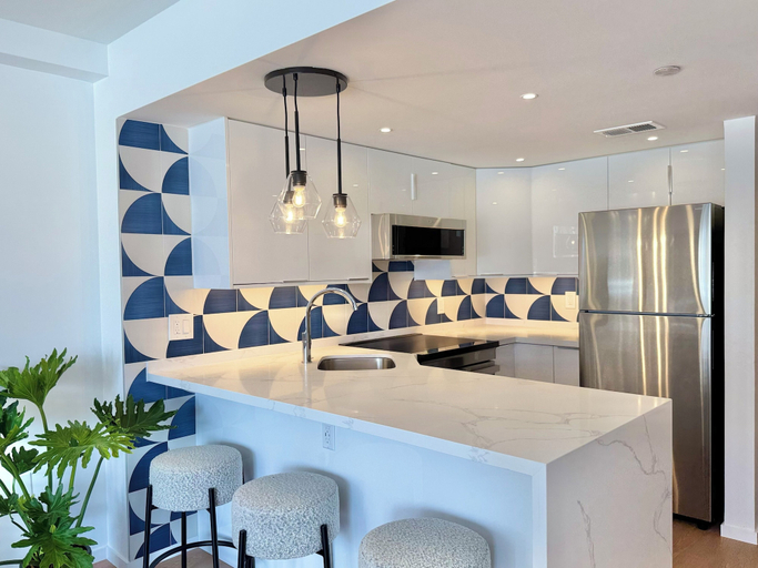 Private kitchen 4, Panoramic Oceanview Resort, Honolulu