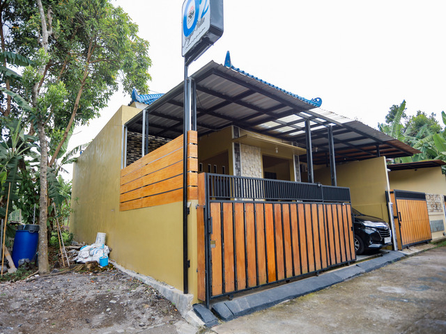Exterior & Views 1, O2 Jogja Villa, Sleman