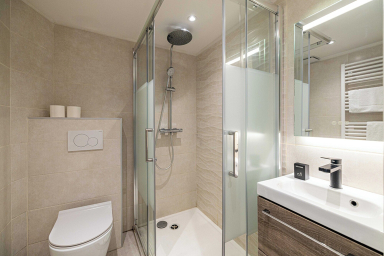 Bathroom, a/c Mezzanine Apt 1br/2p - Place Garibaldi, Alpes-Maritimes