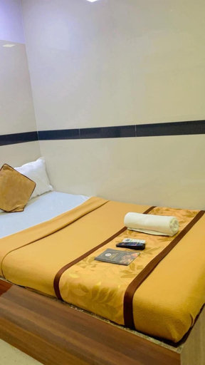 Room 4, Hotel Cargo inn, Mumbai Suburban