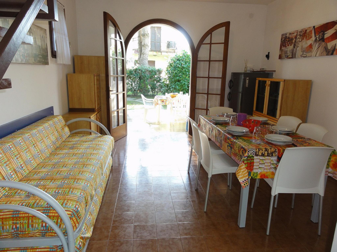 4, Terraced house with private garden in Bibione, Venezia