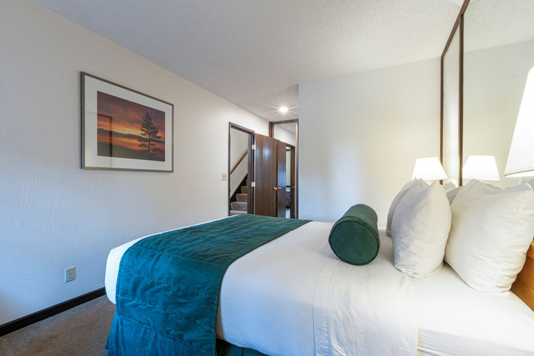 Bedroom 3, Club Tahoe Resort, Washoe