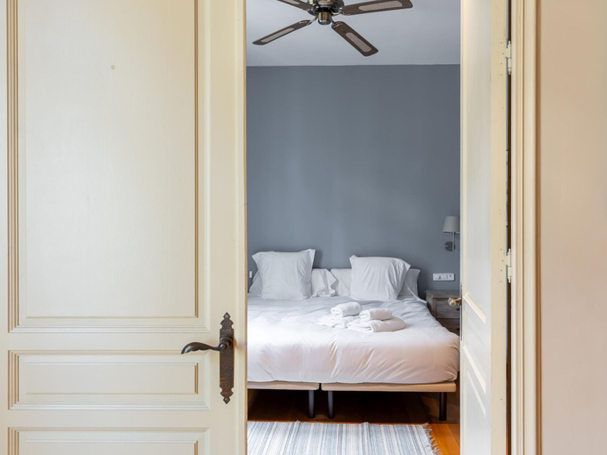 Room 3, Apartamento de dos Habitaciones, Barcelona