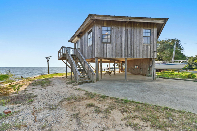 Front of property 5, Rustic Retreat, Jackson