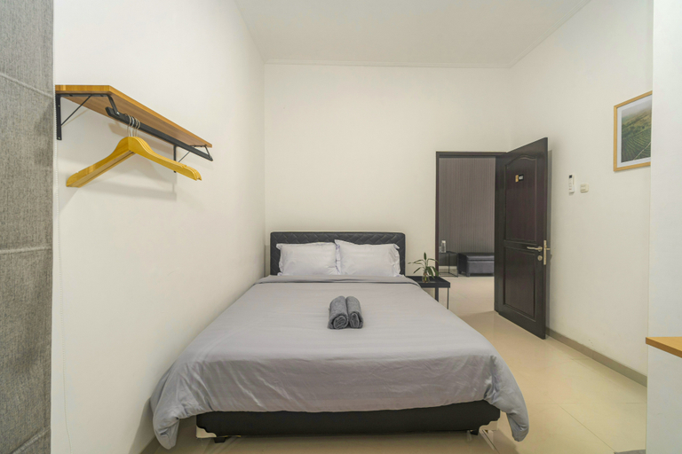 Bedroom 4, Shini Guest House, Malang