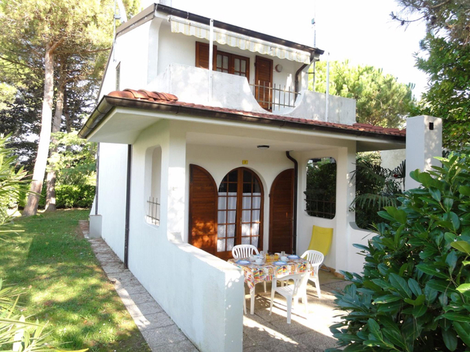 Garden 3, Terraced house with private garden in Bibione, Venezia