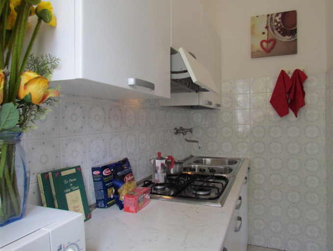 Others 4, Cozy Condo 300 mt from the Beach - Private Parking - Air Conditioning, Venezia