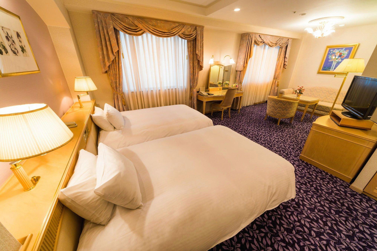 Bedroom 2, The Crown palais Kochi , Kōchi