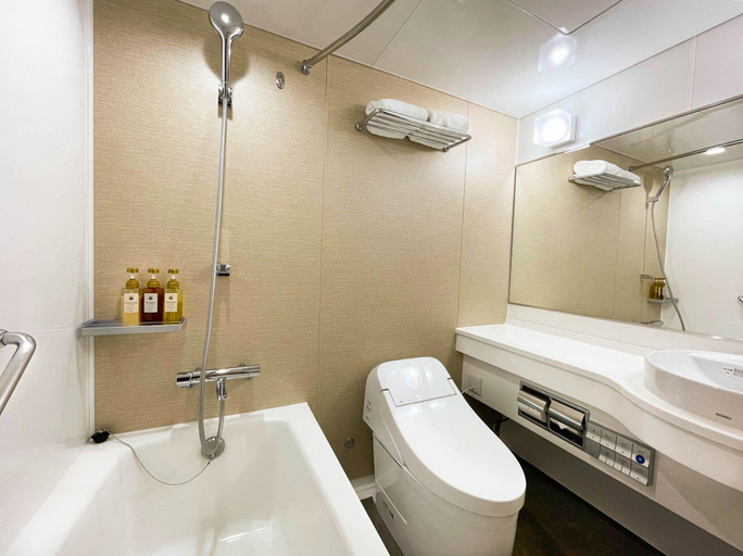 Bathroom, Imazu Sun Bridge Hotel, Takashima
