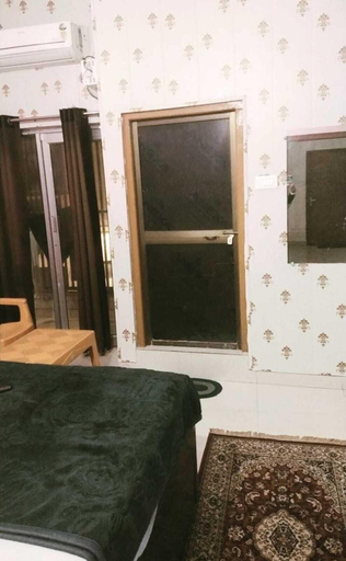Bedroom 4, PREMSHI GUEST HOUSE, Faizabad