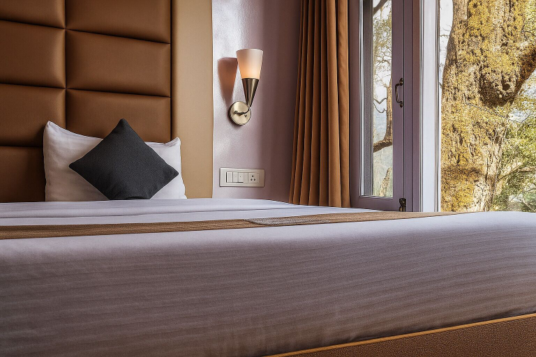 Room 4, Jasmine Hotel Mall Road Dalhousie, Chamba