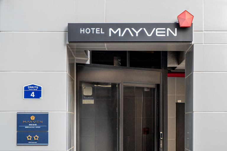 Exterior & Views 2, Shinchon Mayven Hotel, Seodaemun
