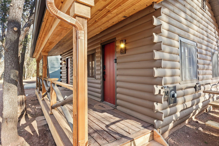 Primary image, Timber Lodge Cabins 23, El Paso