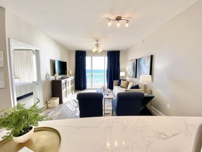 Room 4, Celadon 405, Bay