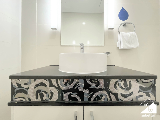 Bathroom, Elegant 2-bed Retreat Stunning Downtown Views, Dubai
