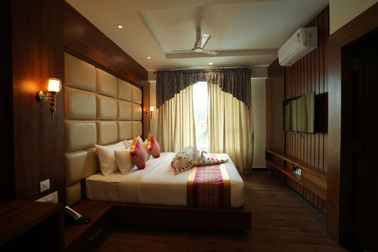 Room 5, Captains Crown Hotels And Resorts, Kodagu