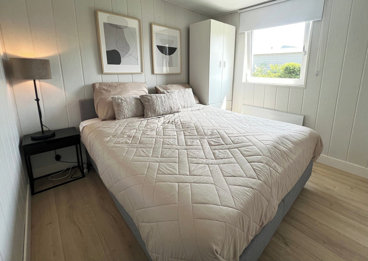 Room 4, Beautiful Country Home for 6, Zijpe