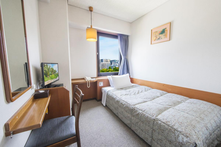 Bedroom 3, Reisenkaku Hotel Kawabata Nakasu, Fukuoka