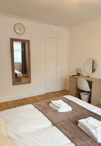 Room 3, Elysian Nights, London