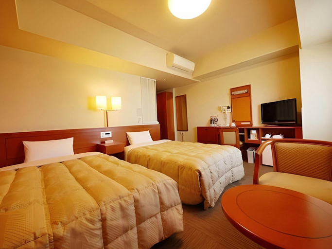 Bedroom 2, Route-Inn Suzuka, Suzuka