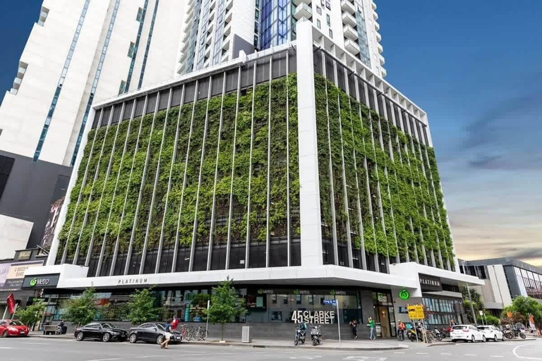 Exterior & Views, A Cozy 2BR Apt With Panoramic Views, Free Parking, Melbourne