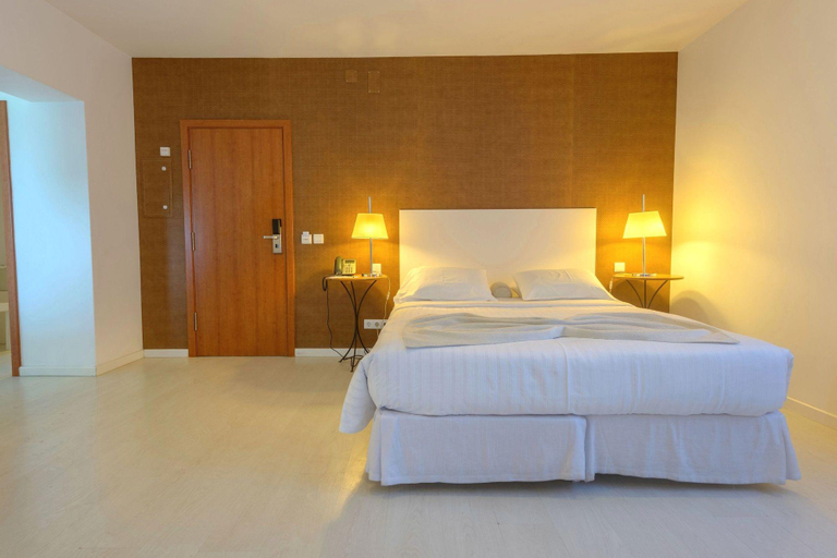 Bedroom 3, Amazonia Estoril Hotel, Cascais
