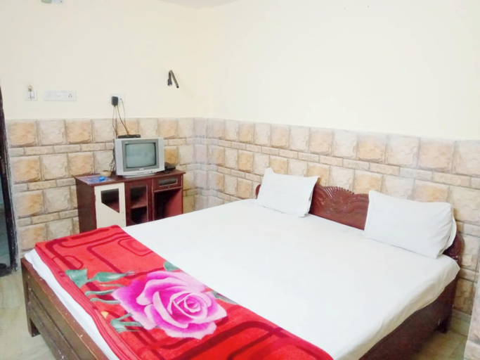 Room 4, Hotel Pratik R Digha, Purba Medinipur