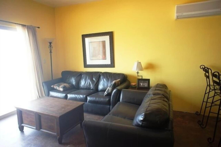 Living area 5, Casa Arco Iris Brand New 2-story Spacious Home Cholla Bay Ocean Front, Puerto Peñasco