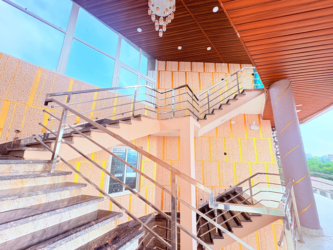 Lobby, Shri Sudama Puri, Puri
