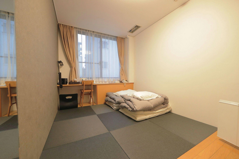Bedroom 3, Hotel Sun Garden Matsuyama, Matsuyama