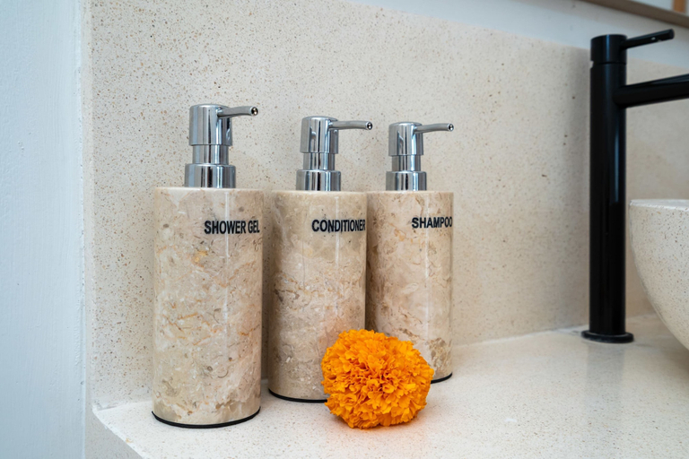 Bathroom amenities, Villa Romance, Badung