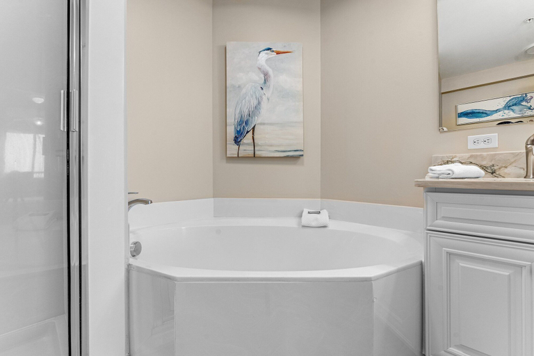 Bathroom 3, Sunrise Beach, Bay