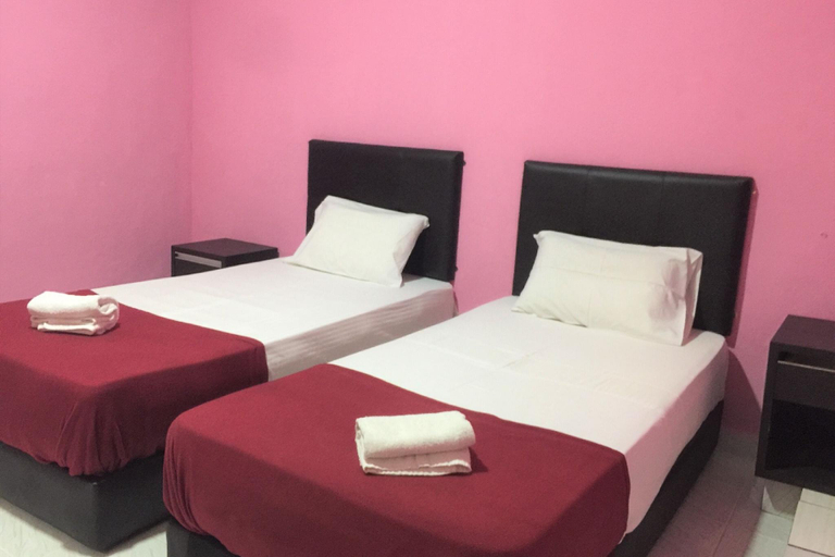 Bedroom 4, Coop Hotel Kangar, Perlis